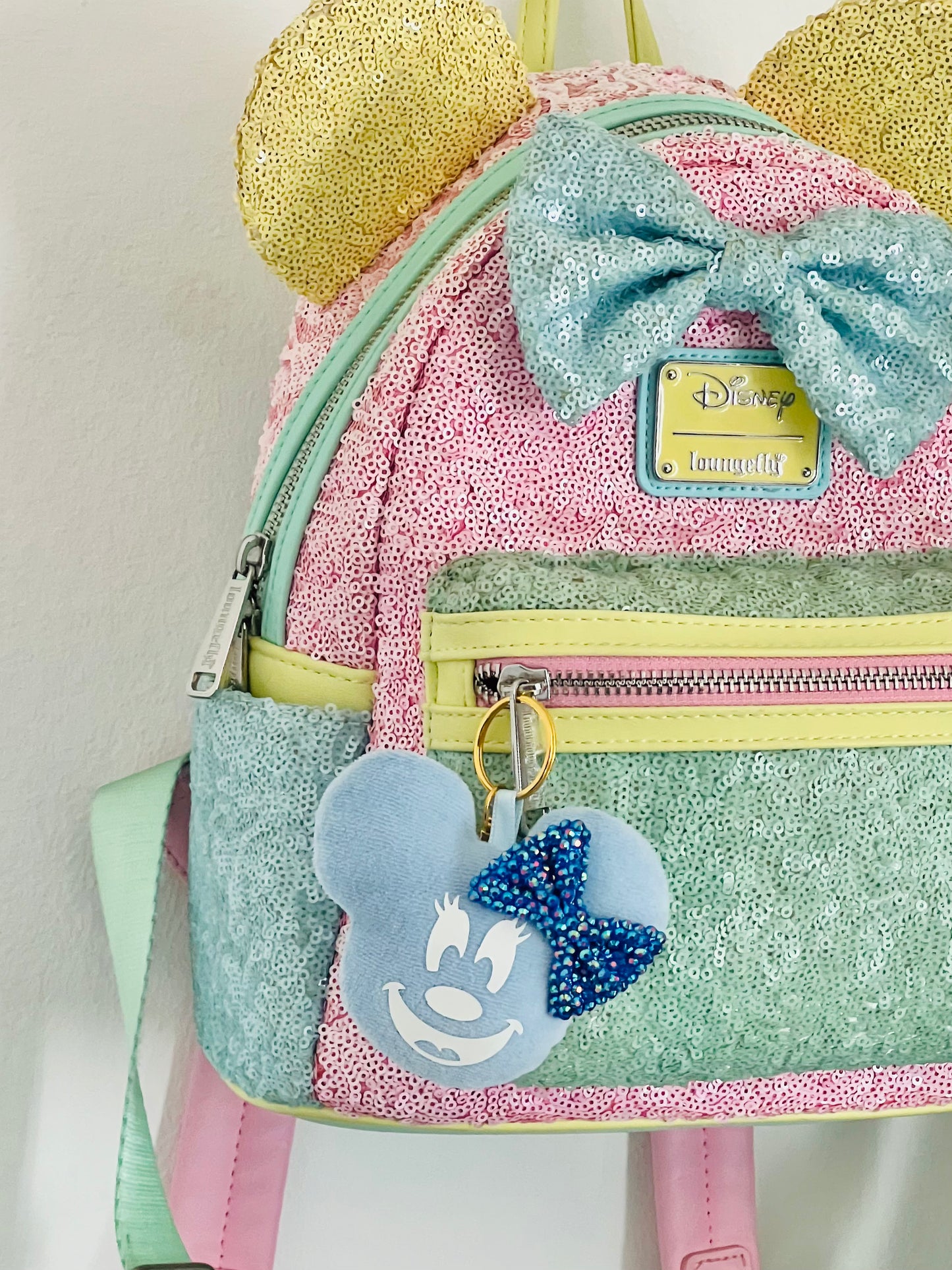Porte clé Minnie bleu Strass